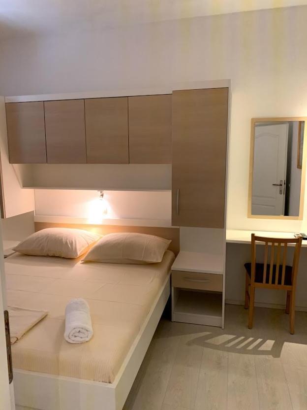 Apartments Center Baška Voda Екстериор снимка