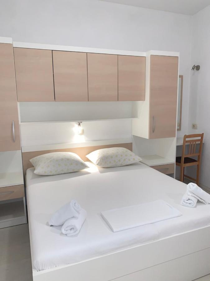 Apartments Center Baška Voda Екстериор снимка