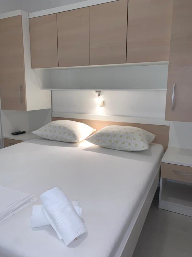Apartments Center Baška Voda Екстериор снимка