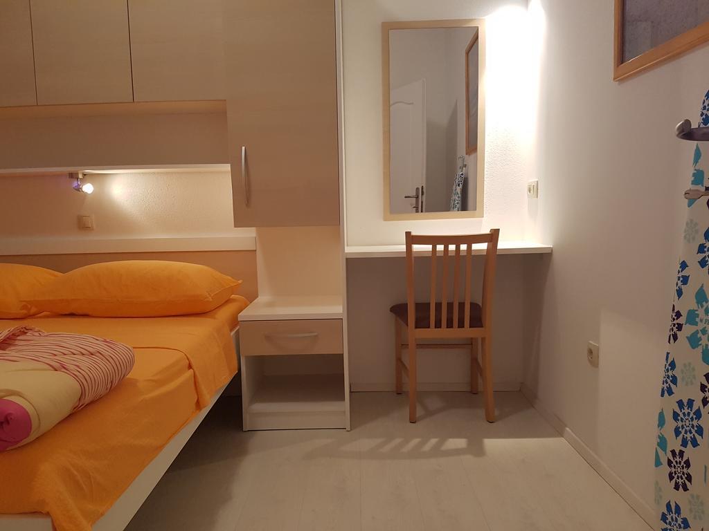 Apartments Center Baška Voda Екстериор снимка